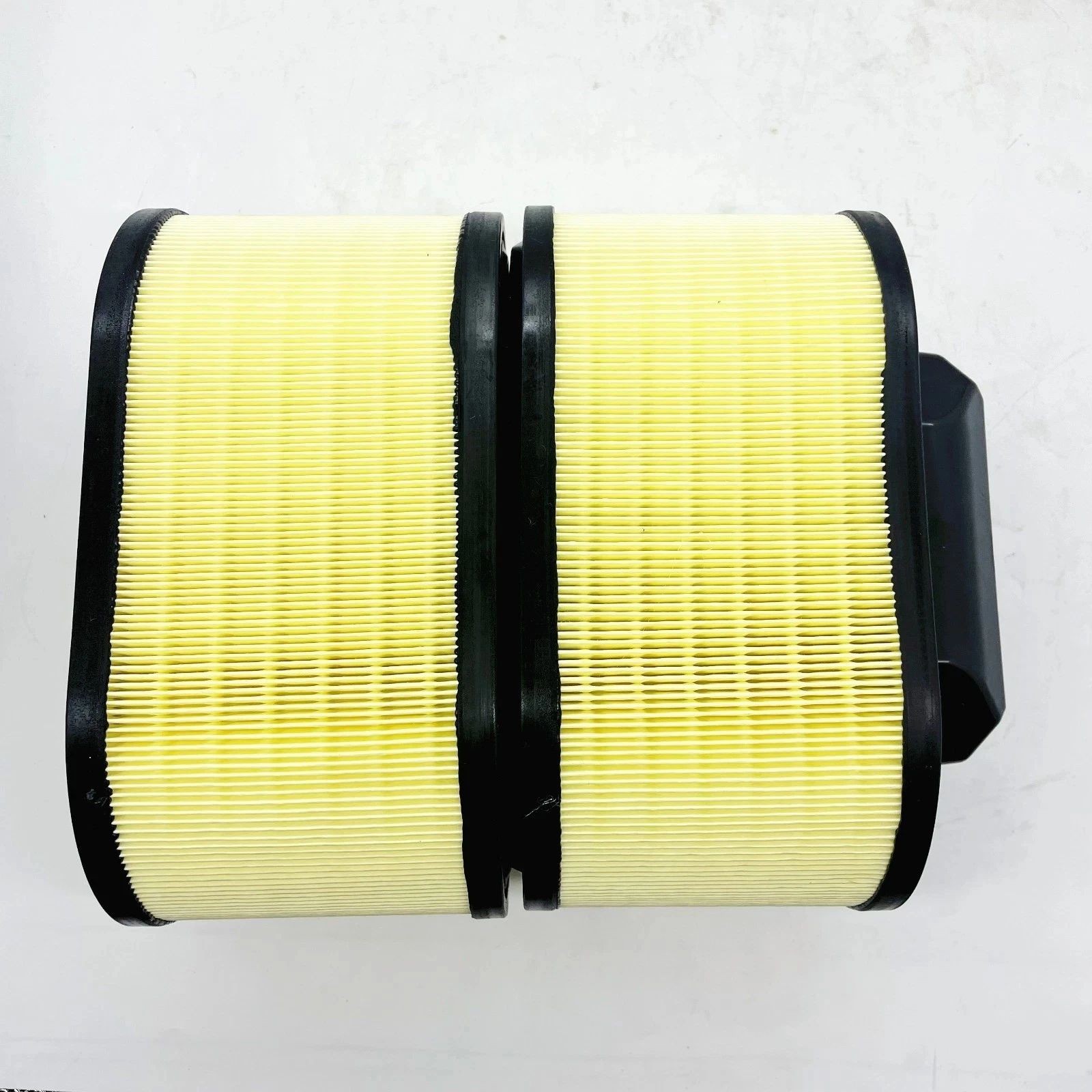 2Pcs NEW Maserati Engine Air Filter Ghibli Quattroporte Levante 670001545