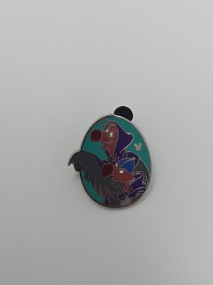 DLR Nutsy and Trigger Disney Birds Hidden Mickey 2014 Wave B Set 2 Pin 102302