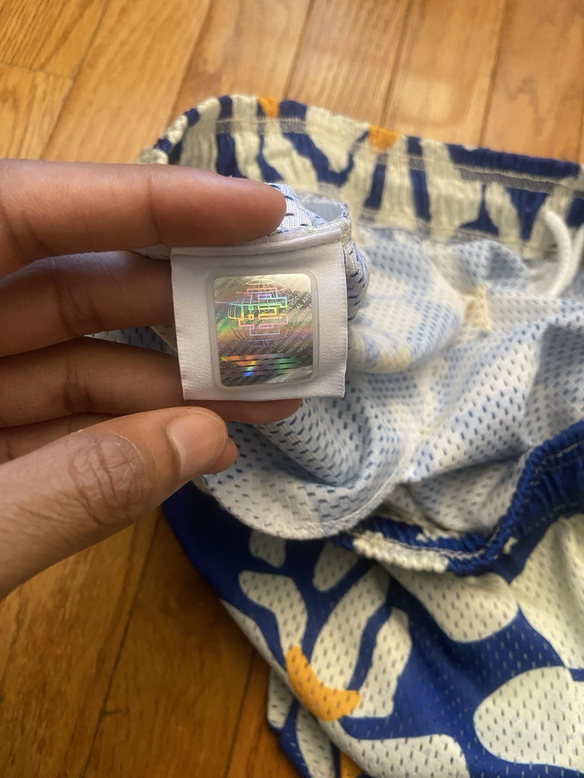 Eric Emanuel EE Basic Short Blue Daisies/Yellow￼ - image 4