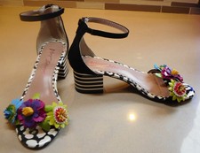 Betsey Jonson Indy Heeled Sandal Size 7 EUC 3D Floral  Black White Stripe