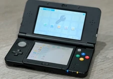 Nintendo 3DS Black Friday Edition w/ Mario Kart 7, Luigi’s Mansion, Charger,case