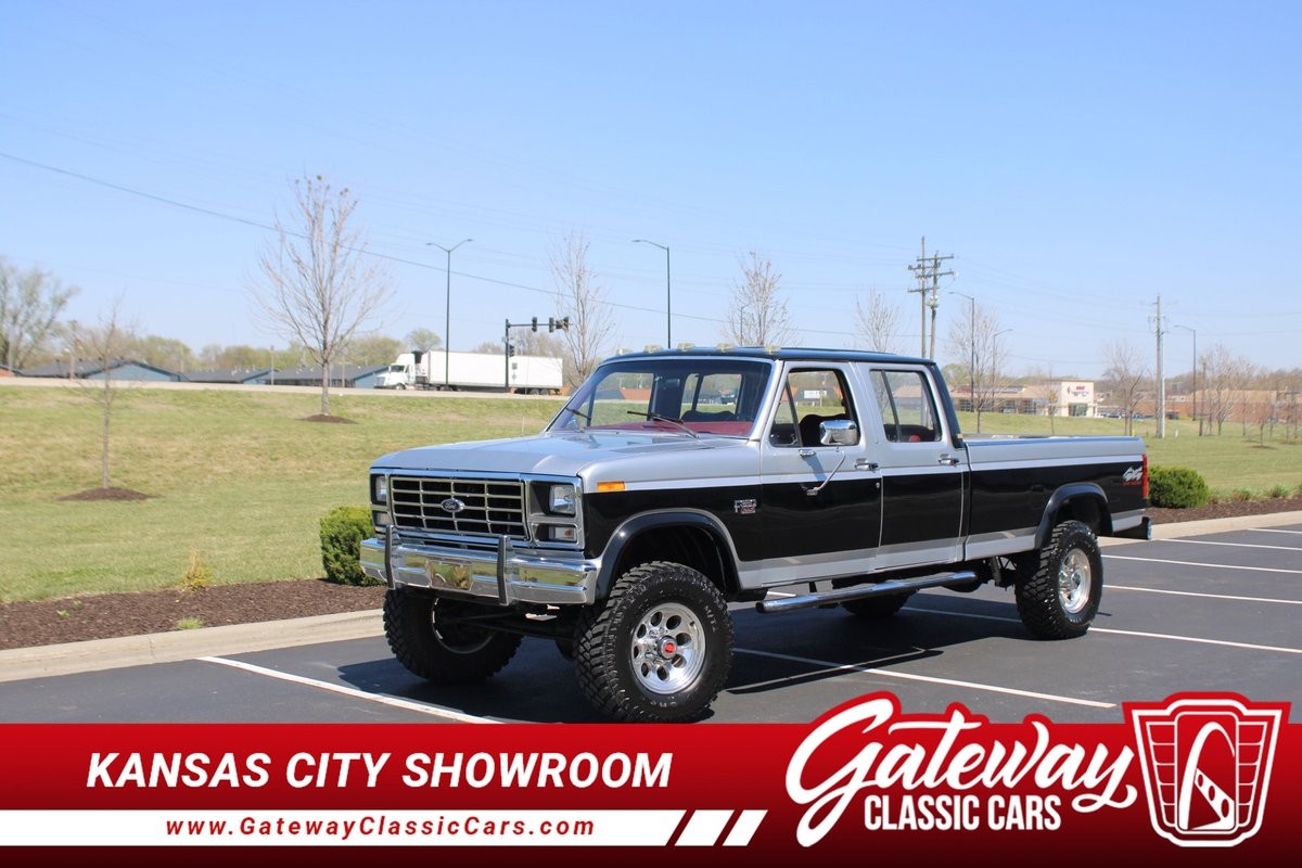 1986 Ford F350 for sale in Olathe Kansas