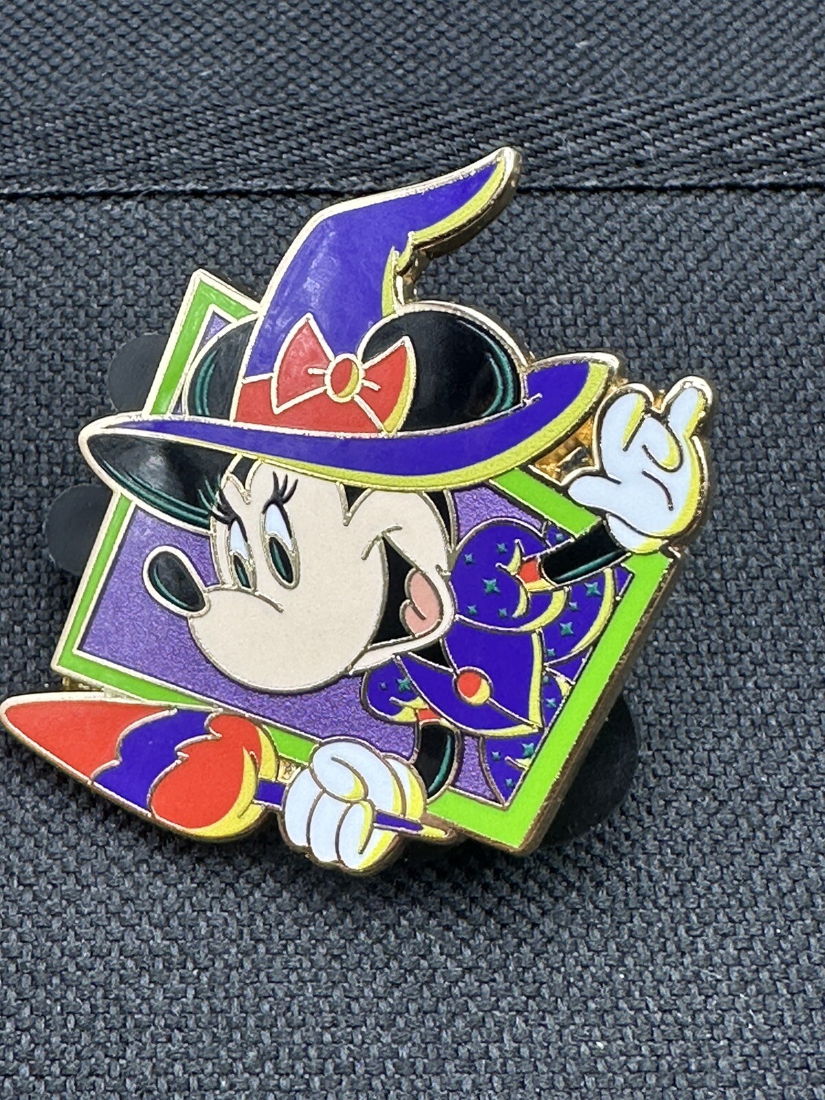 Disney Mickey's Not So Scary Halloween Party Mystery LR Minnie Pin