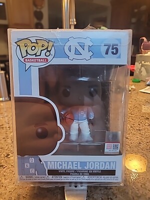 Funko Pop! Basketball #75 Michael Jordan UNC North Carolina Tar