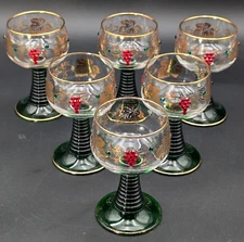 (6) GREEN ARCOROC GLASS WINE GOBLETS W/RHINESTONE GRAPES, MADE IN GERMANY