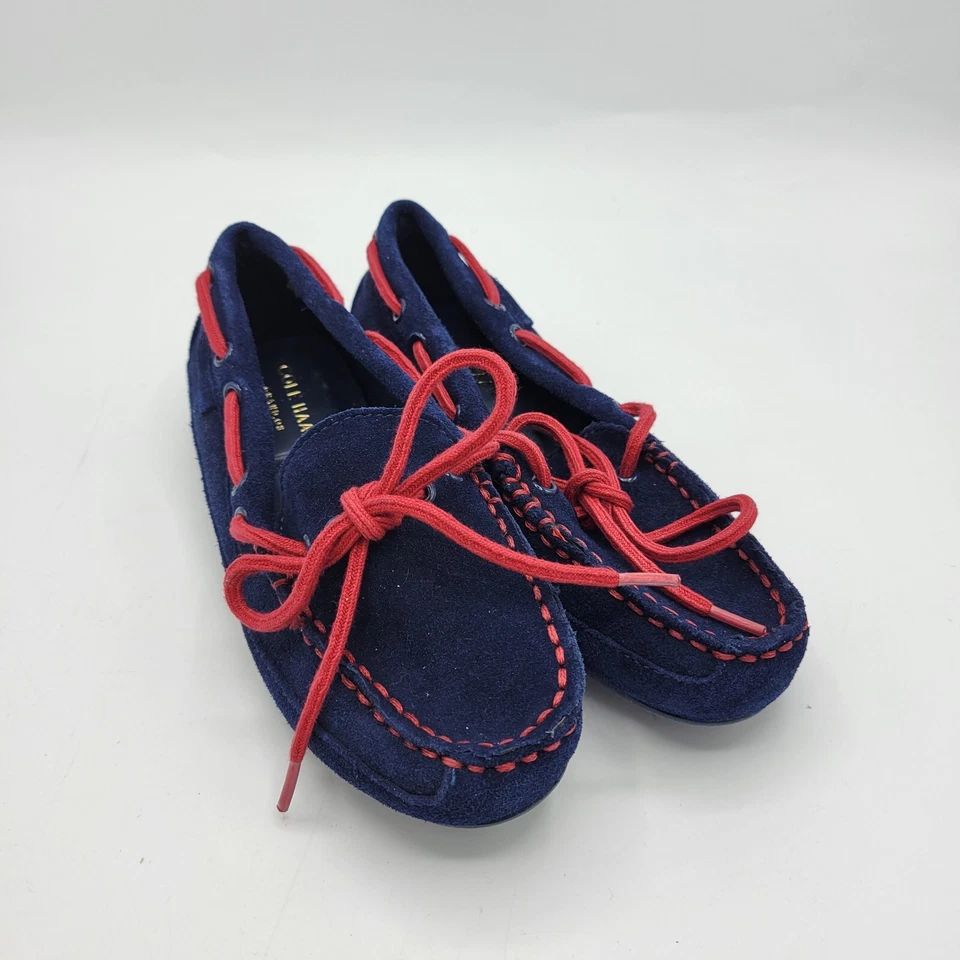 Zapato de gamuza Cole Haan sin cordones para barco Grand Os niños talla 13 azul marino y rojo Foto 2 de 4