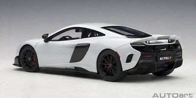 オートアート 1/18 McLaren 675LT 1/18 Mclaren 675Lt Silica White Full Open Composite Model Car By