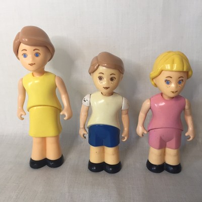 fam little dolls