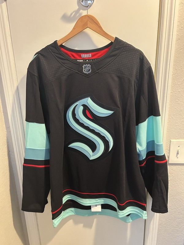 adidas Seattle Kraken NHL Hockey Jersey Size 54 Black Light Blue Red