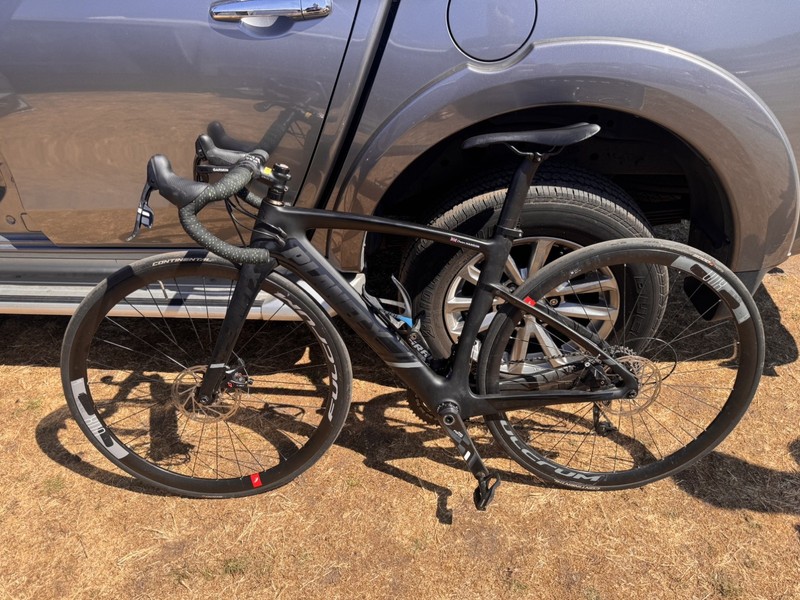 Planet x EC-130E Carbon 48cm XS U12 Gearing Compliant Road Bike GP 5000 Tyres