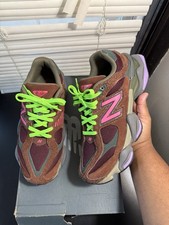 New Balance 9060 Burgundy Pink Size 10.5 Clean Condition