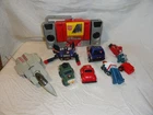 VINTAGE TRANSFORMERS LOT OF MIXED PIECES PARTS/REPAIR FIGURES BOOMBOX RADIO ETC