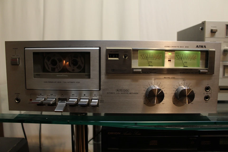 AIWA AD-M100 E HIFI STEREO CASSETTE CASSETTE RECORD DECK MADE IN JAPAN MANUTENUTO - Immagine 2 di 4