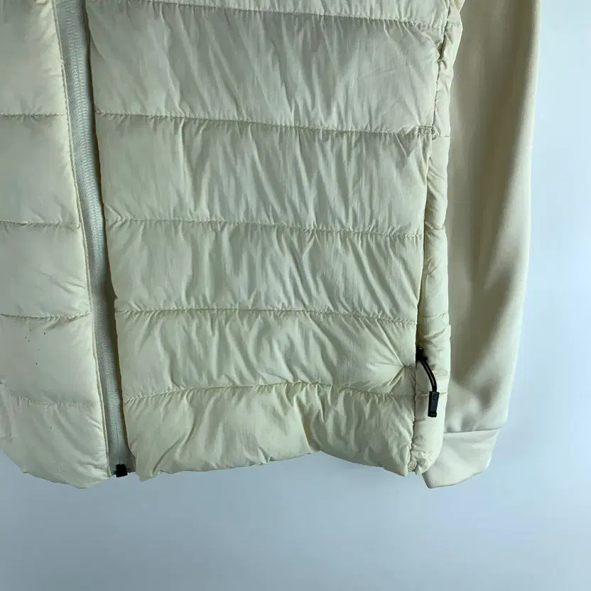 FILA Ivory Lightweight Padding Training Puffer Ja… - image 5