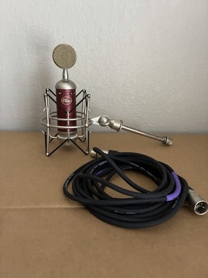 Blue Bottle Condenser Microphone W/ Wood Box & W/ Shock Mount & Pop Filter