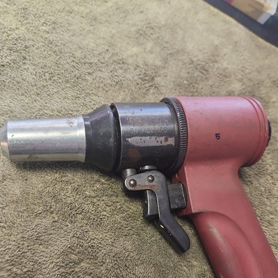 Huck AK-175 (MPN AK-175) Pneumatic Rivet Gun Air Riveter Tool