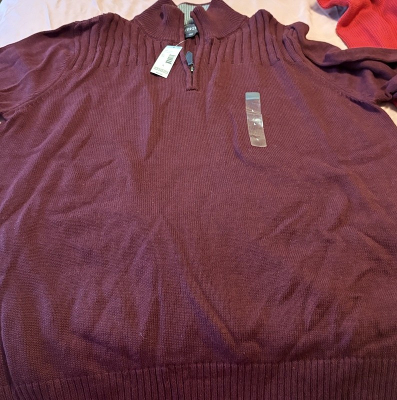 Covington Men’s Maroon Quarter Zip Pullover Sweater Size Medium Great Condition