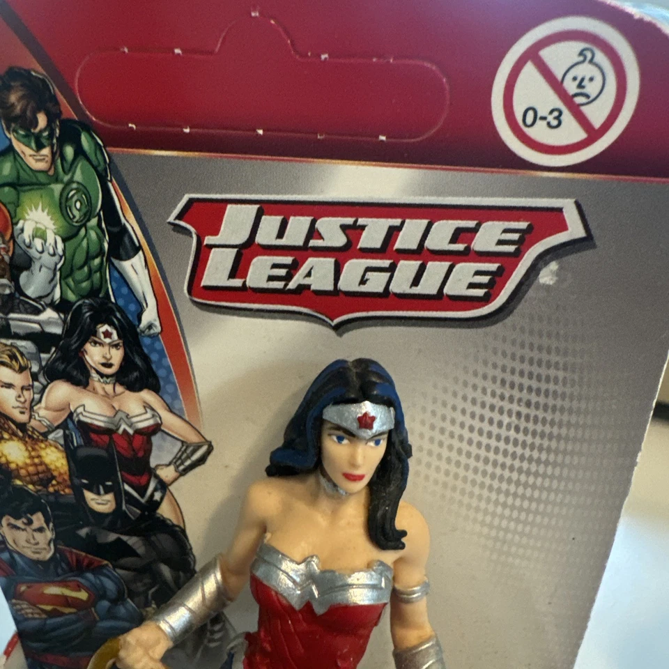 Figura Mujer Maravilla Schleich Liga de la Justicia Mujer Maravilla Juguete 22518 Caja Dañada Foto 4 de 4