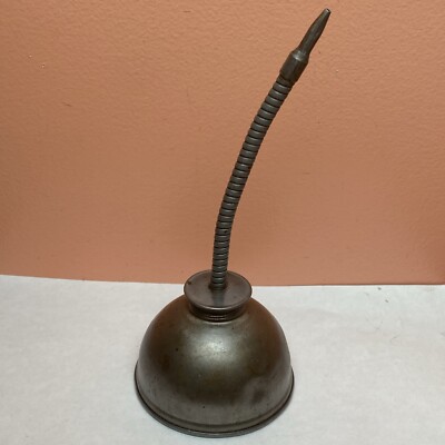 Vintage Oil Can 10'' Thumb Pump Oiler Oil Can With Flexible  Spout Read
