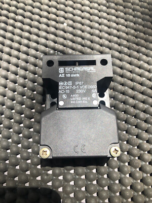 SCHMEASAL AZ15 ZVRK INTERLOCK SWITCH | New Open Box