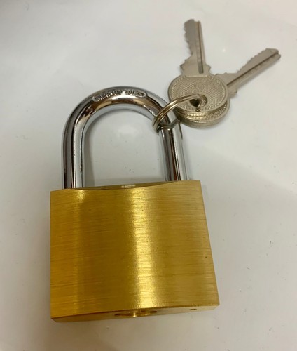 Keyed Alike Padlock 50mm (1 - 50 pieces) Brass ALL SAME Key Each Padlock 3 Keys - Picture 3 of 7