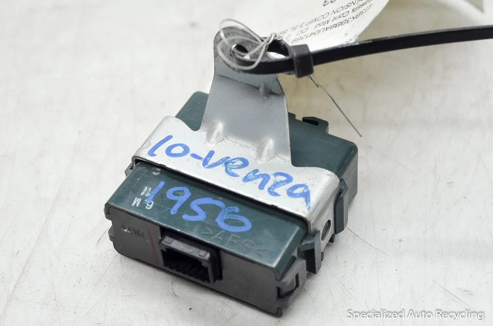 Toyota Venza TPMS 2014 módulo de control de presión de neumáticos 897690T020 OEM Foto 3 de 4