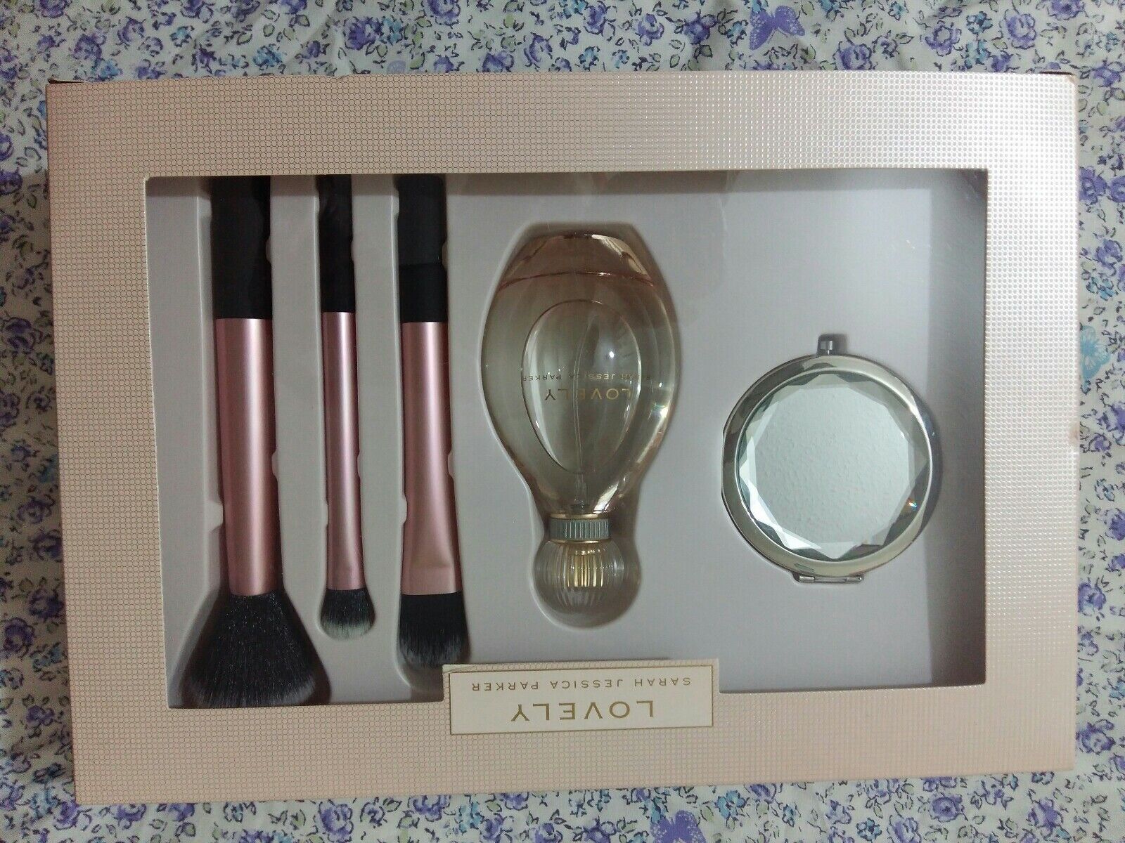 Lovely Ultra-Cheap Deals gift Sarah Jessica Parker blush Parfum and set