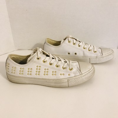 gold studded converse