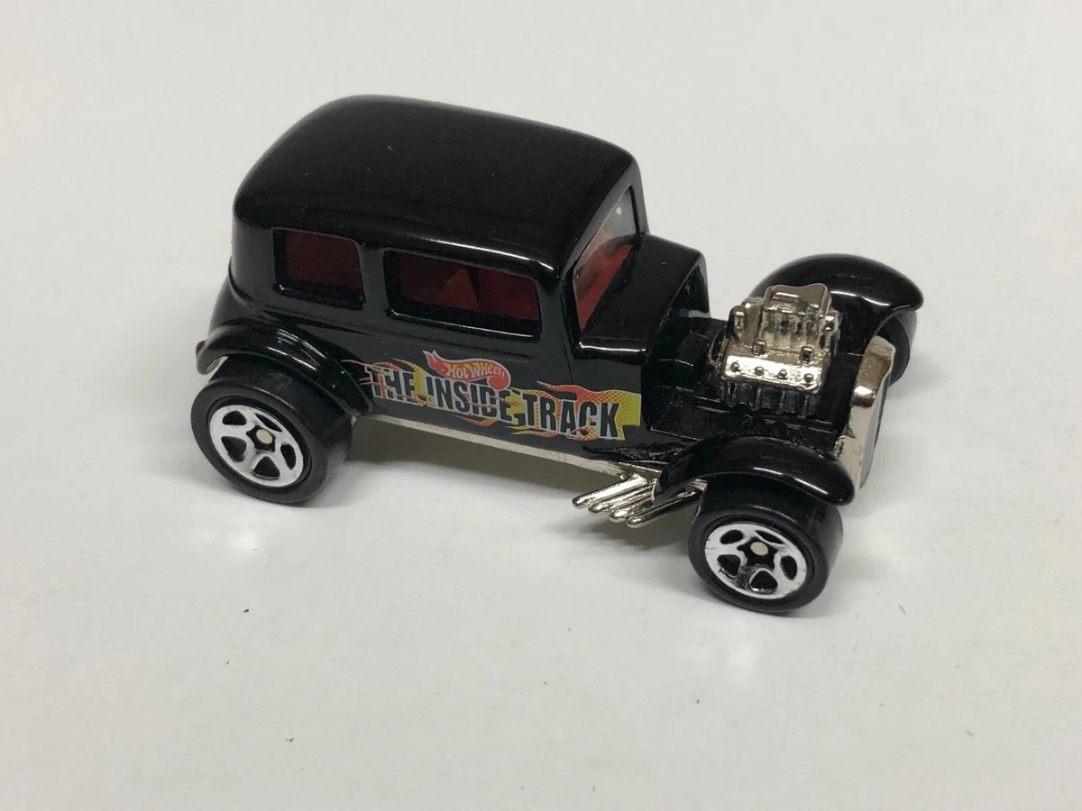 Hot wheels inside best sale track