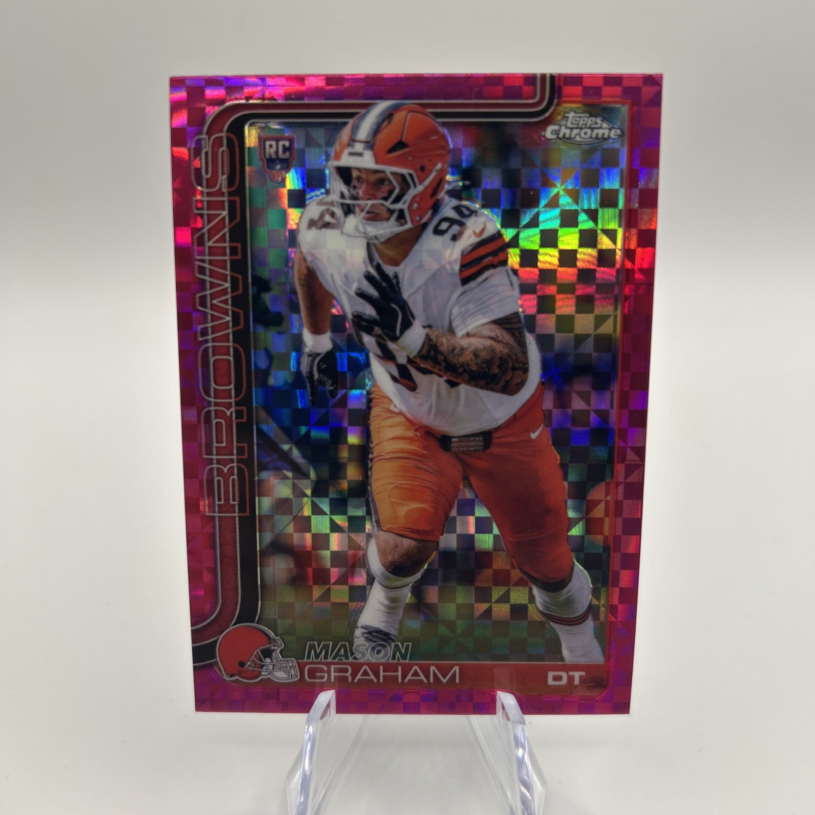 2025 Topps Chrome - Rookies Mason Graham #302 Hot Pink X-Fractor (RC)