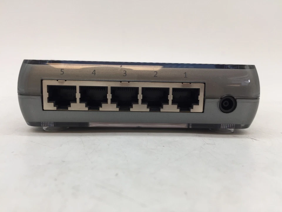 HP Hewlett Packard Networking 8 Port Switch Model RSVLC-1100 FREE S/H - Image 3 of 4