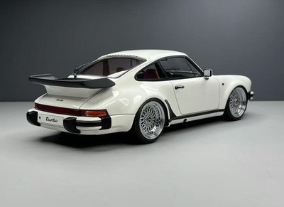 SUPER RARE* IG0944 Ignition Model 1/18 Porsche 911 (930) Turbo