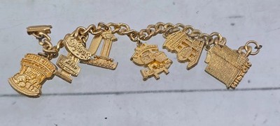 Vintage Las Vegas Casino Charm Bracelet Gold Tone Stardust Caesars Palace Hilton