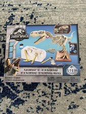 Jurassic World Playleontology Kit STEM T-Rex Bones Mattel FTF12