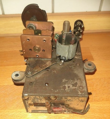 Drehko / UKW-Tuner aus Loewe Opta Bella 700W - Röhrenradio Ersatzteil - Bild 5 von 6