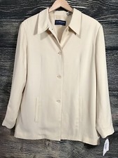 New W/ Tags  Women’s Liz Sportswear Pant Suit Jacket Size Large Pants Size 12...