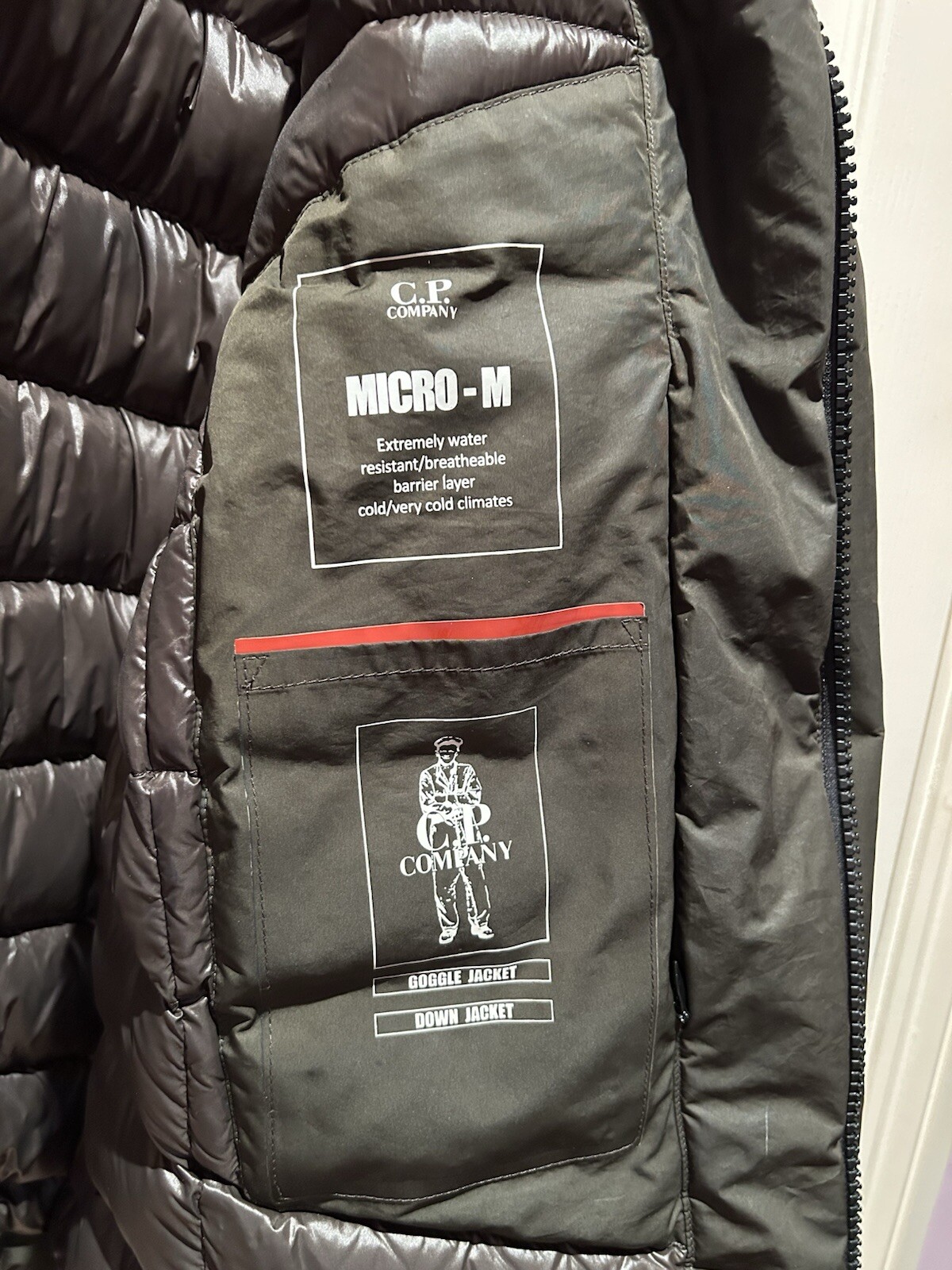 C.P. Company Down Jacket Micro-M Medium Green Olive Goggle image 4