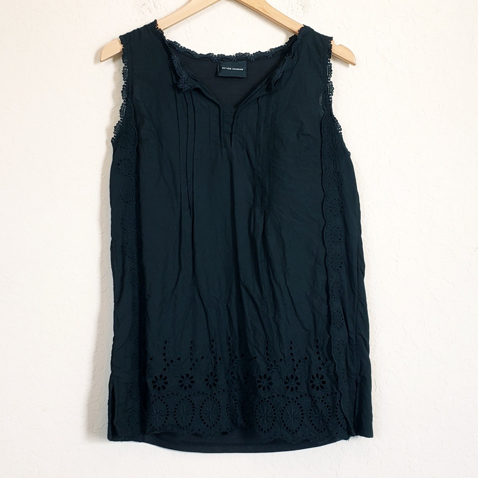 Liv Los Angeles Eyelet Lace Sleeveless Tank Top Black Women's Small Boho Chic