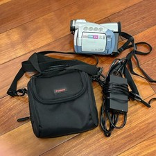 Canon ZR45MC MiniDV HD Camcorder 18x Optical Zoom, SD Card, Charger  Bag