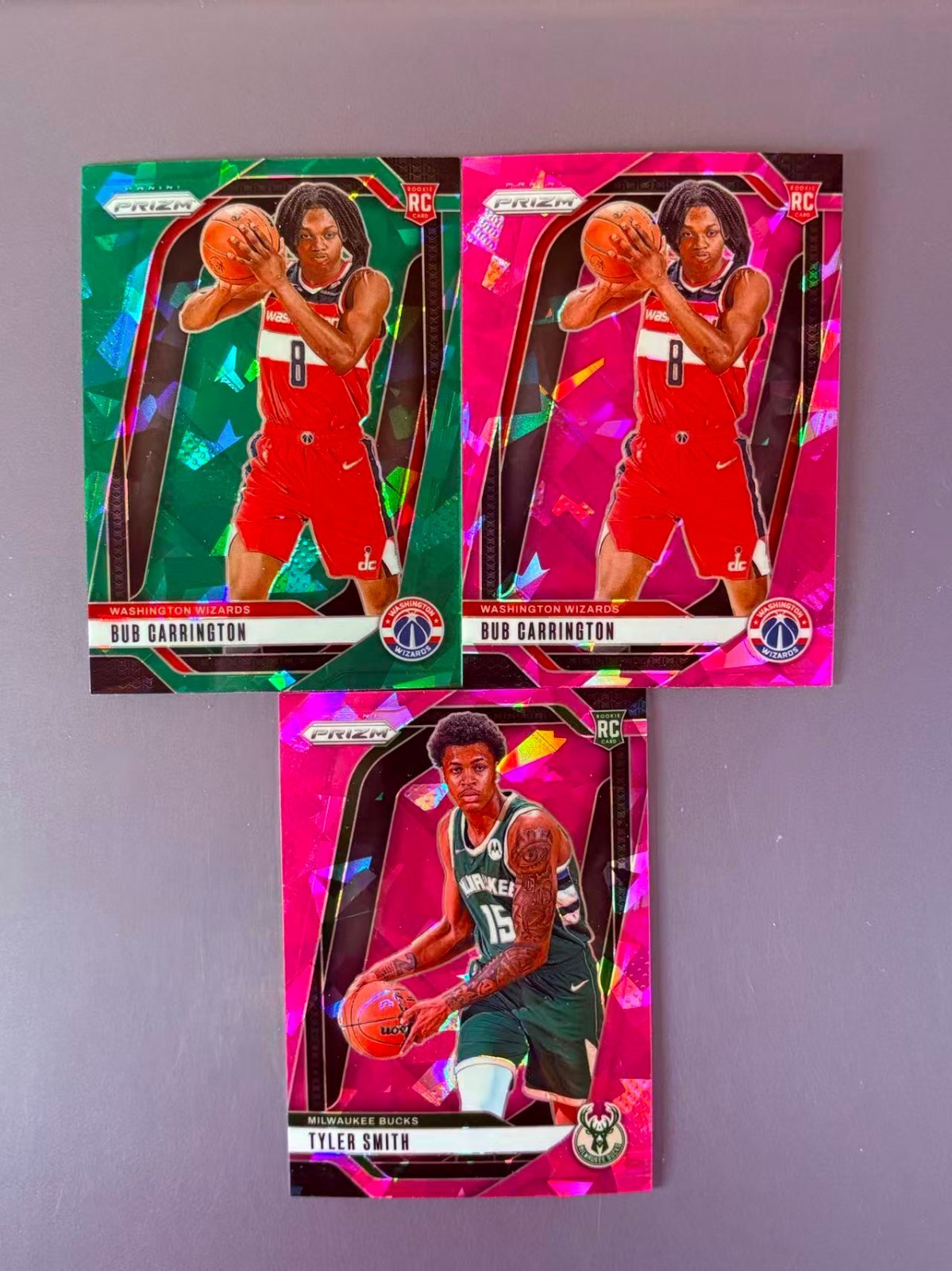 Bub Carrington 2024-25 Panini Prizm Green Cracked Ice Prizm RC #244