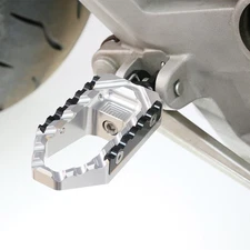 Silver TRC Front Cruise Foot Pegs For Triumph Legend TT 98 99 00 01