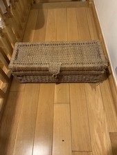 Medium Wicker Storage Basket Woven Storage Box With Lid Seagrass- 35, 25, 18cm