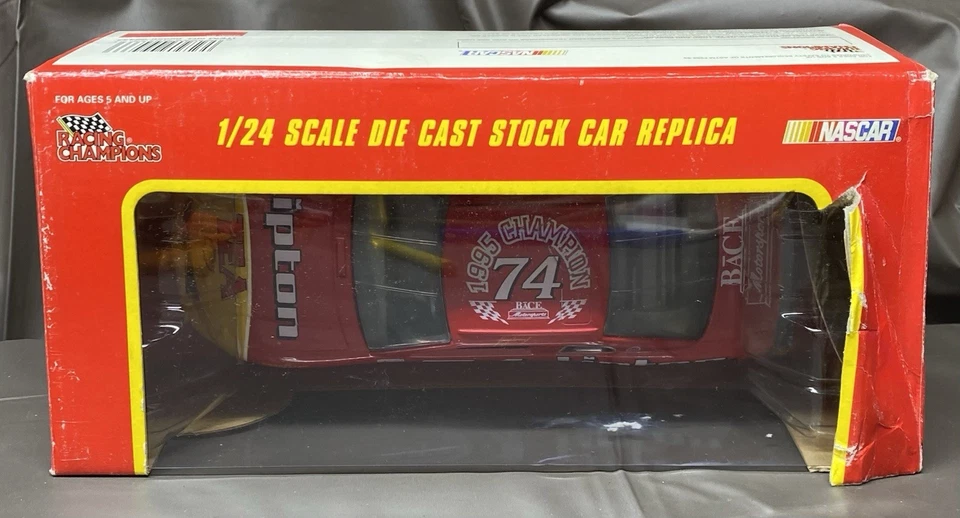 Johnny Benson Racing Champions 1995 Champion NASCAR Diecast #74 Lipton Tea 1:24 Foto 2 de 4