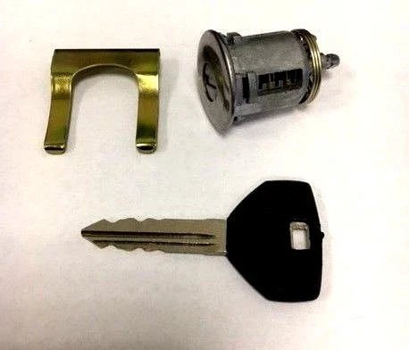 Cilindro de bloqueo de puerta trasera con llave para Jeep Wrangler YJ 1991-1994 Foto 3 de 4