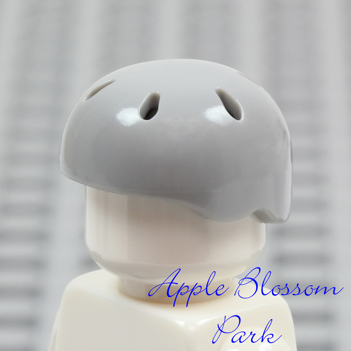 ユウ LEGO Skate Board Minifig GRAY HELMET - Friends Bicycle/Bike Sport