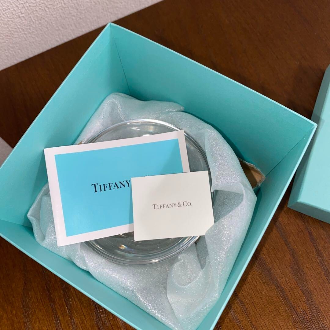 ティファニーTIFFANY＆CO.クリスタル製アップル ボックス Tiffany&Co Brilliant Crystal Apple box 9.7cmx11.3cm Interior