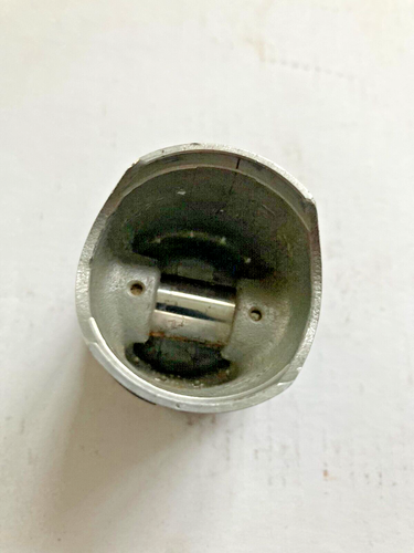 Genuine Hepolite Std Piston For 1963-64 Honda C105 N.O.S. - Picture 5 of 7