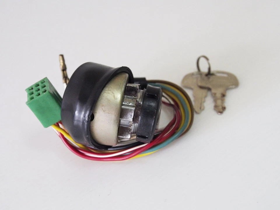 Ignition Switch Key New Fits Suzuki A100 A100SR A100P TS50 TS75 AS100 RV90 RV50 - Image 3 of 4