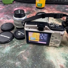 OLYMPUS PEN E PL2 double zoom kit