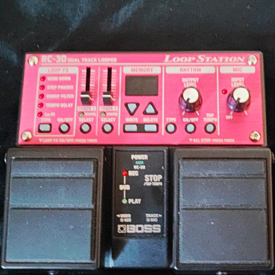 Boss RC-30 Loop Station Dual Track Looper digital für E-/Bass-/Akustikgitarre